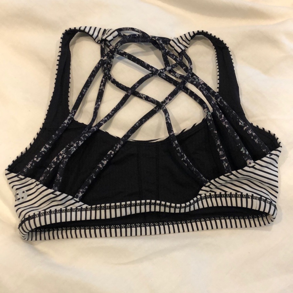 Lululemon Free To Be Wild Sports Bra Size 2